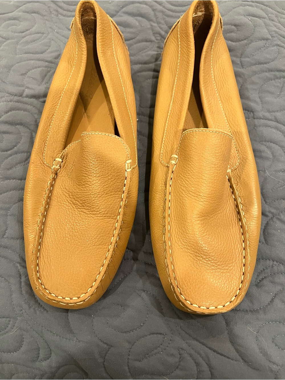 Eddie Bauer women size 11 driving moccasin tan